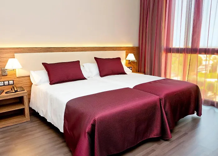 Hotel Dna Monse & Golf