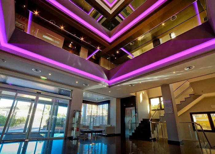 Dna Monse & Golf Hotel