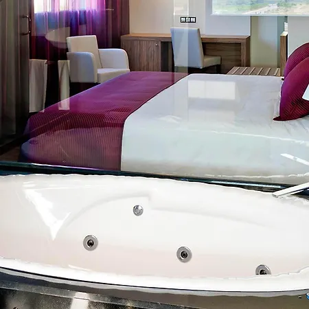 Hotell Dna Monse & Golf