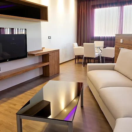 Dna Monse & Golf Hotel