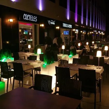 Hotell Dna Monse & Golf