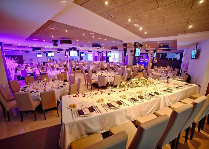 Hotell Dna Monse & Golf