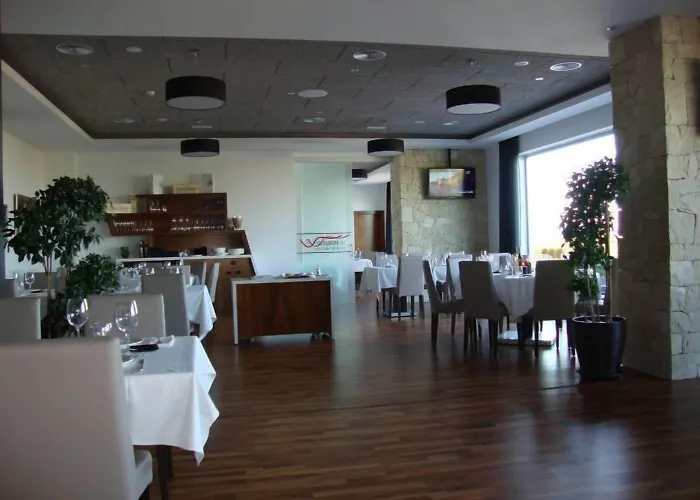 Dna Monse & Golf Hotell 4*