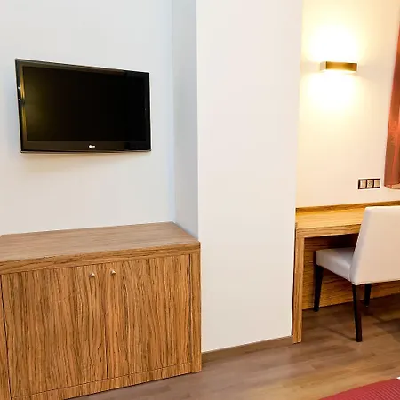 Dna Monse & Golf Otel 4*